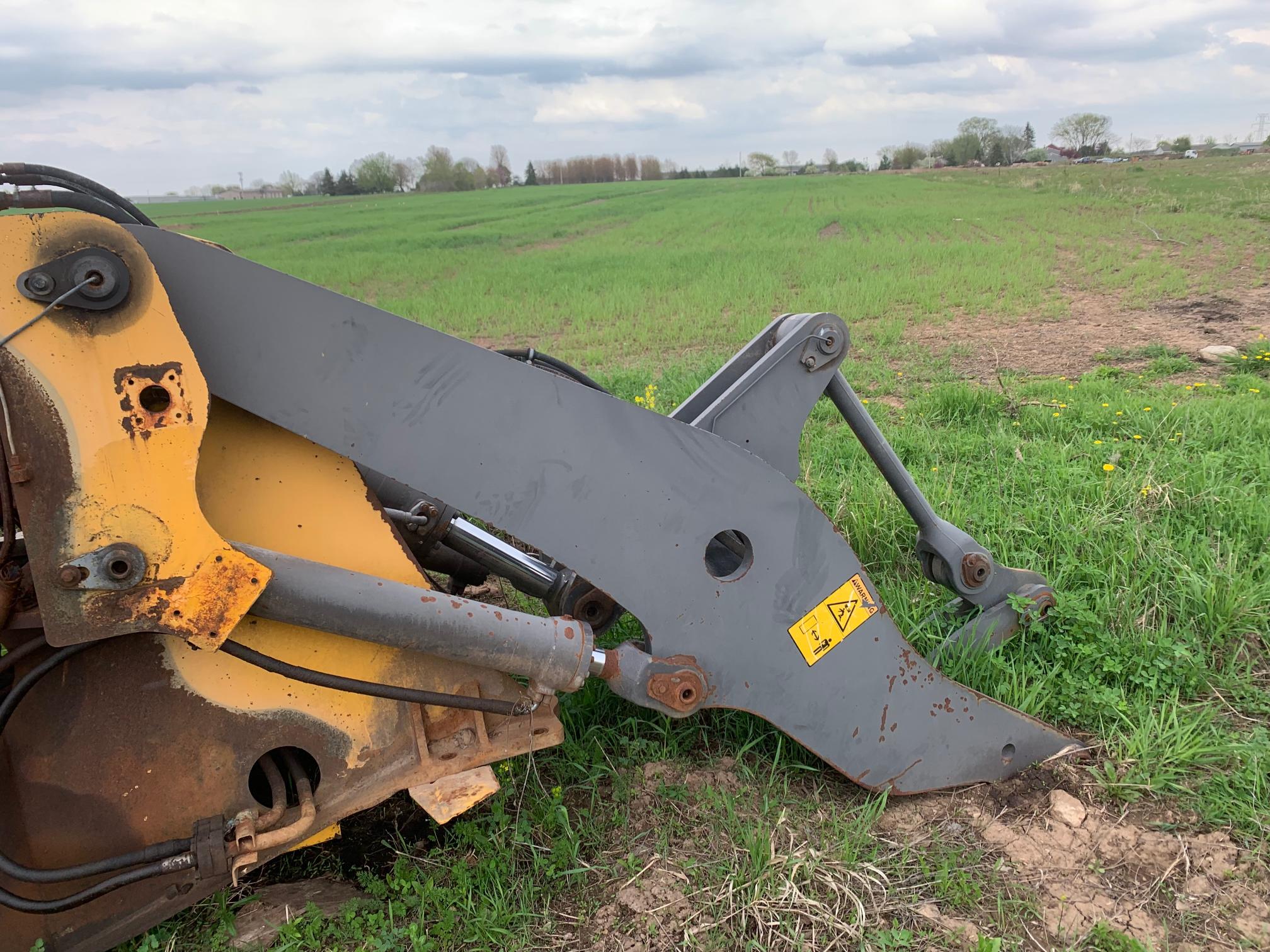 2011 VOLVO L70F - Image 3